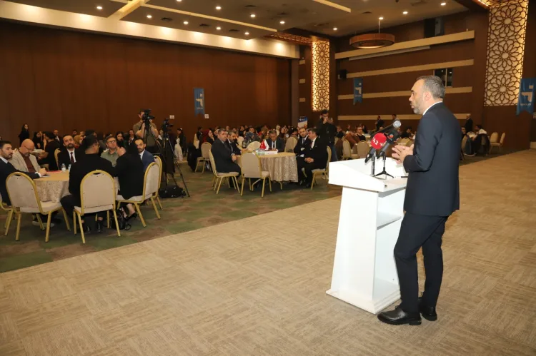 Konya'da gençler ve iş dünyası aynı masada buluştu