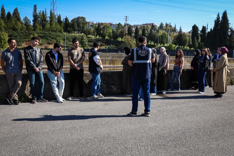 Sakarya'da geleceğin doktorlarına suyun sağlık yolculuğu anlatıldı