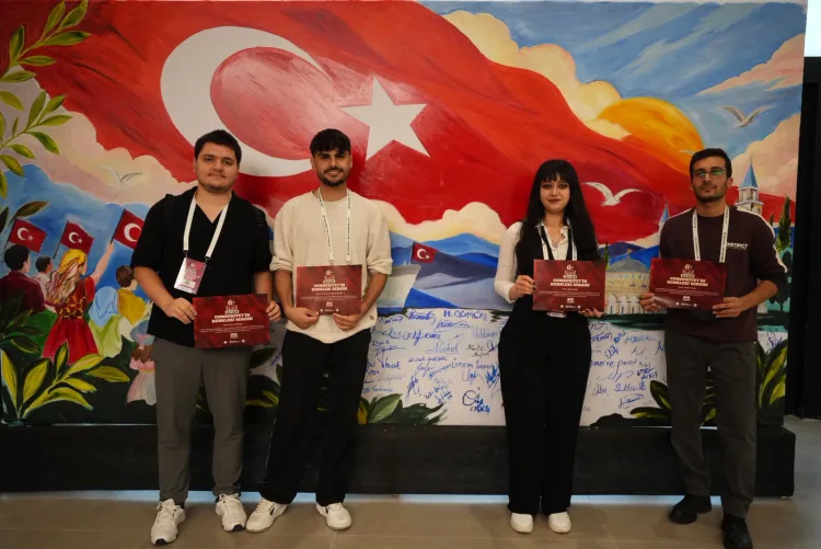 Kocaeli Büyükşehir, 29 Ekim’i sanatın renkleriyle kutladı