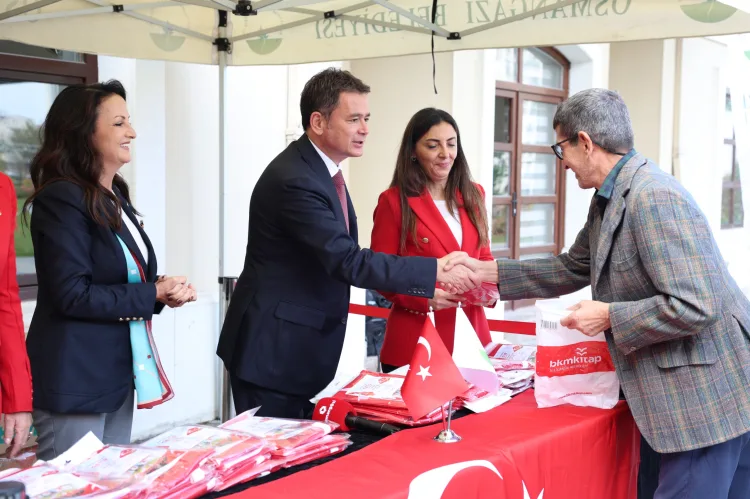 Bursa Osmangazi’de bayrak sevgisi farkındalıkla buluştu