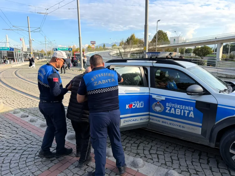 Kocaeli Zabıtası'ndan yürek ısıtan davranış