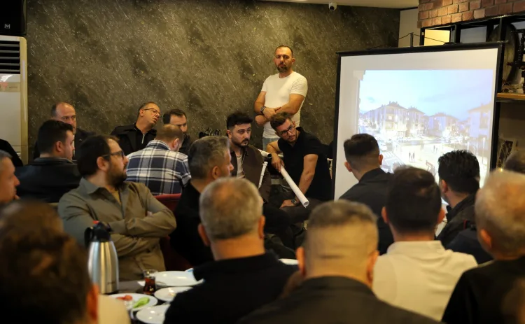 Kocaeli Büyükşehir’den Yeşilova esnafıyla proje istişaresi